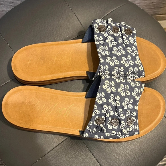 Blowfish women's Slipon slippers size 11 - Picture 4 of 8